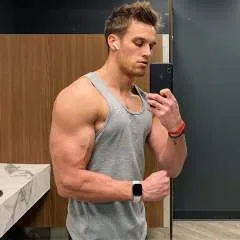 Williams Lee photo on Jungo Live