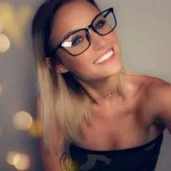 Lexxiixox photo on Jungo Live