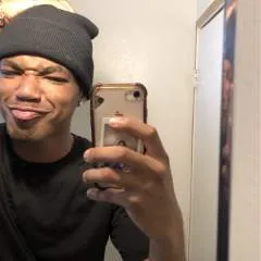 Daydayy photo on Jungo Live