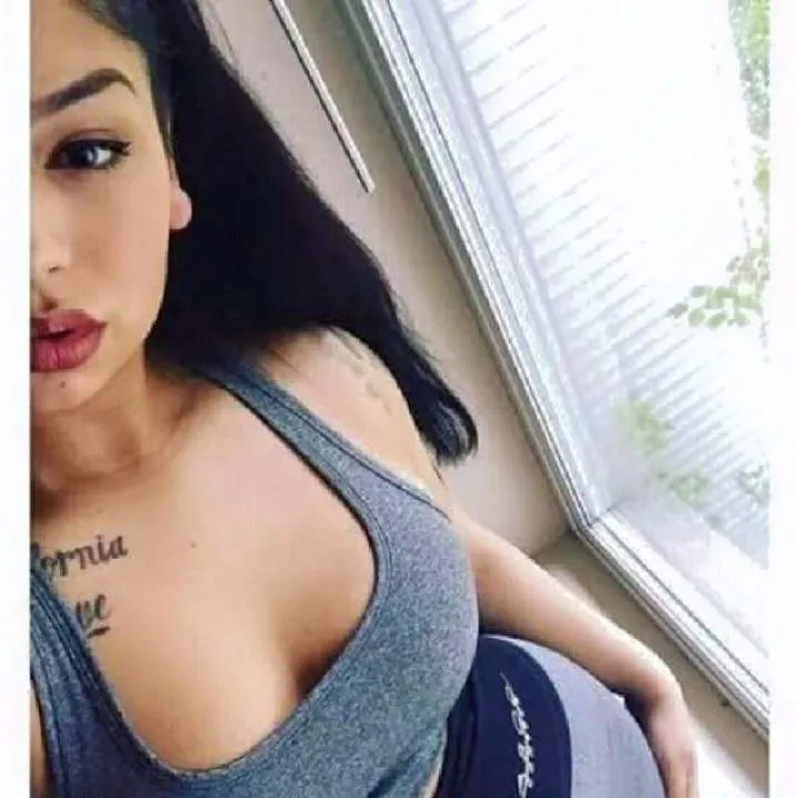 Anna Photo On Jungo Live