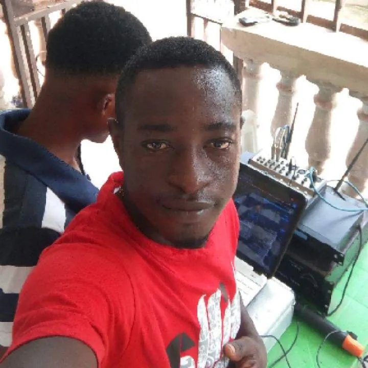 Emmy........ Photo On Jungo Live