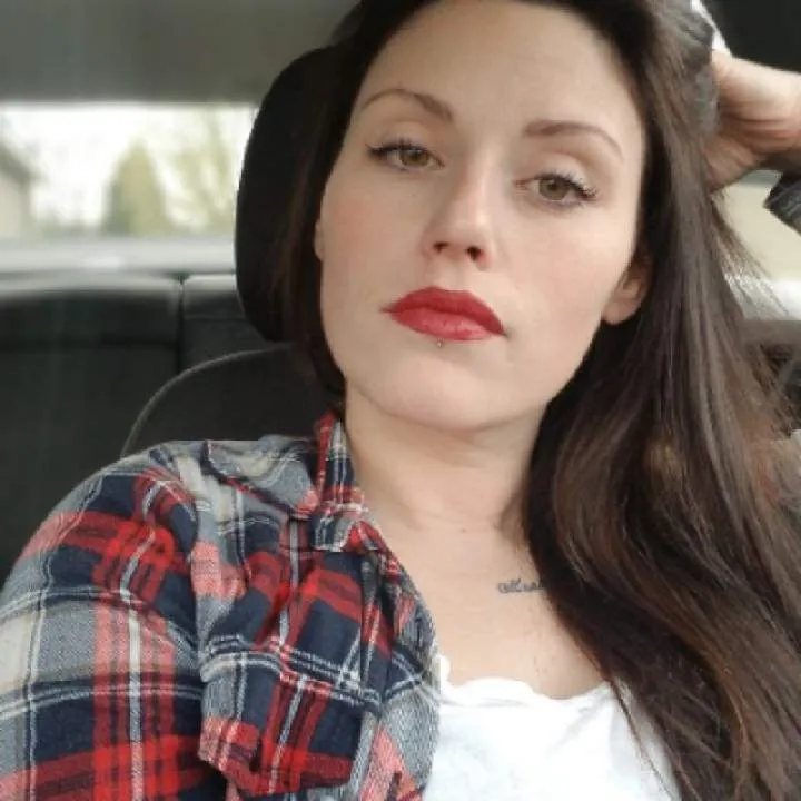 Horny4more Photo On Jungo Live