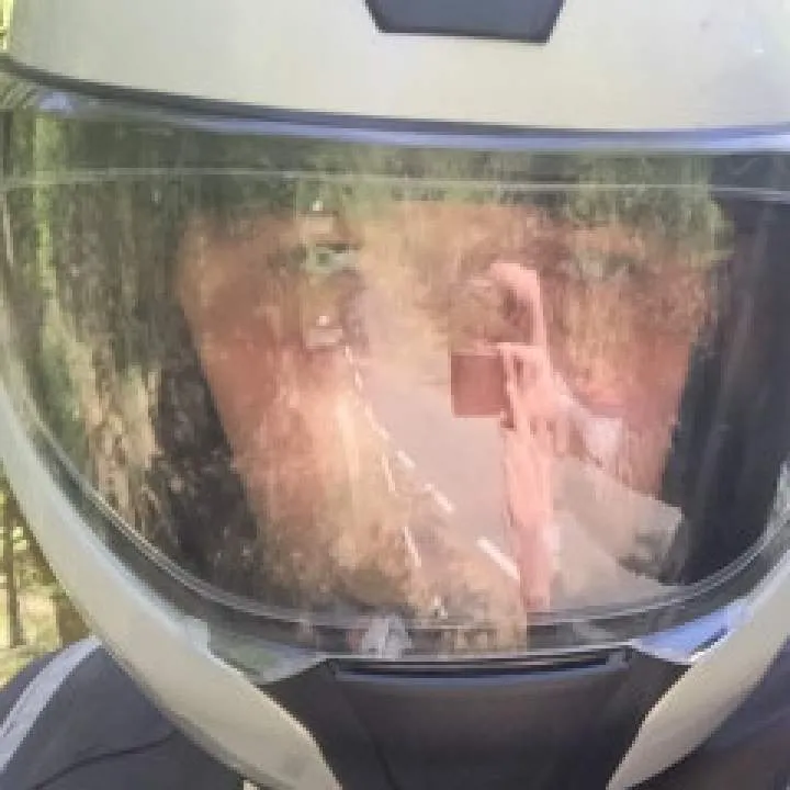 Maniciure Photo On Jungo Live