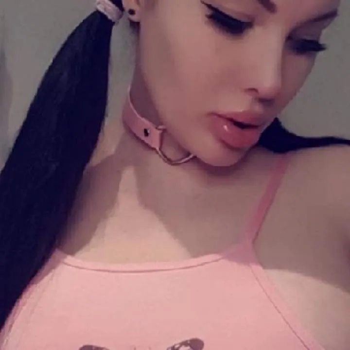 Laura Photo On Jungo Live