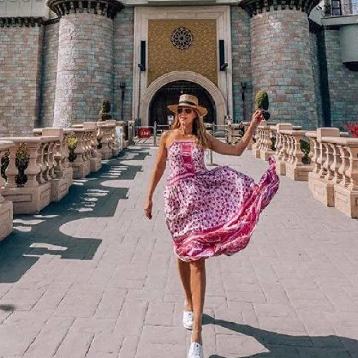 Girly Gold Photo On Jungo Live