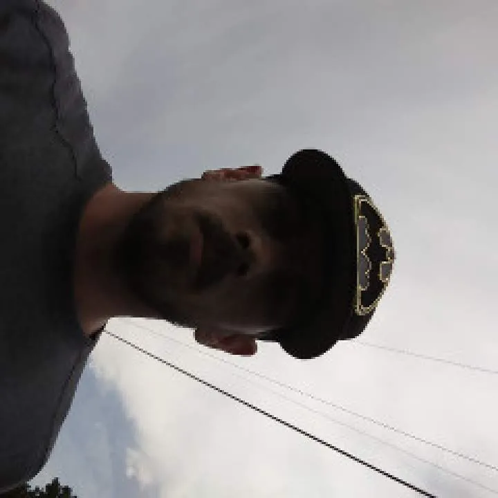 Tallskinny Photo On Jungo Live