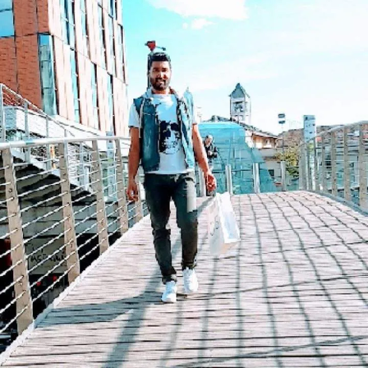 Waqas Photo On Jungo Live