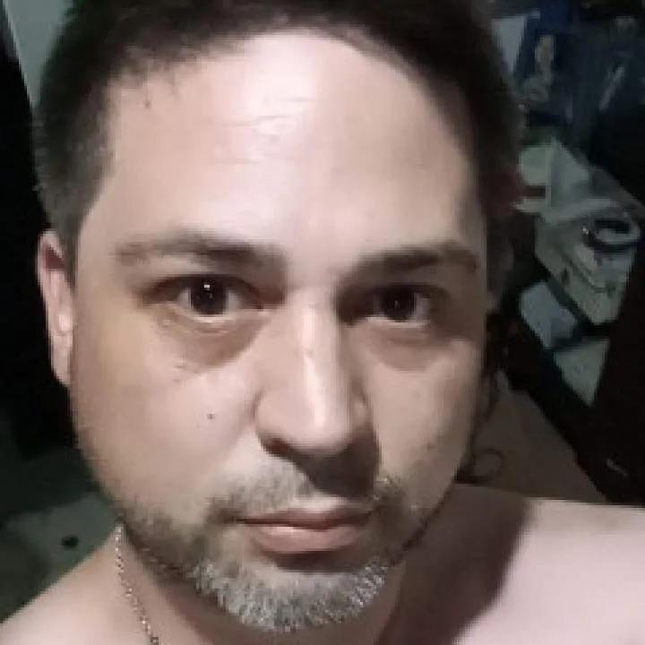 Gustabo.... Photo On Jungo Live