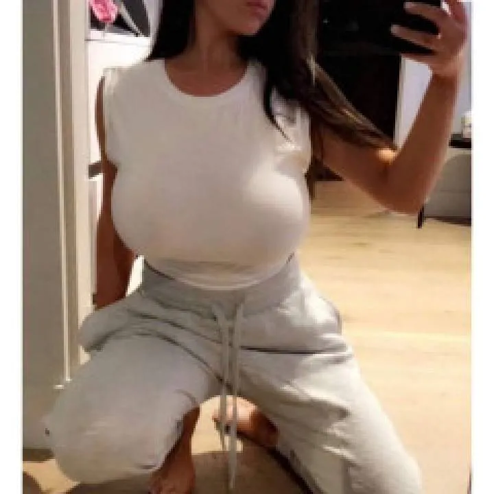 Guest Photo On Jungo Live