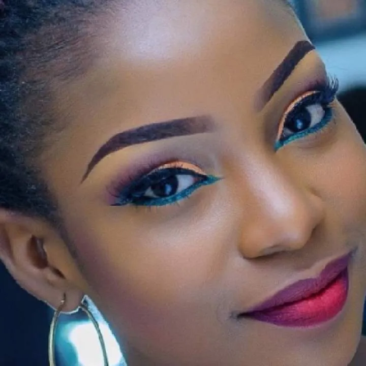 Babe Photo On Jungo Live