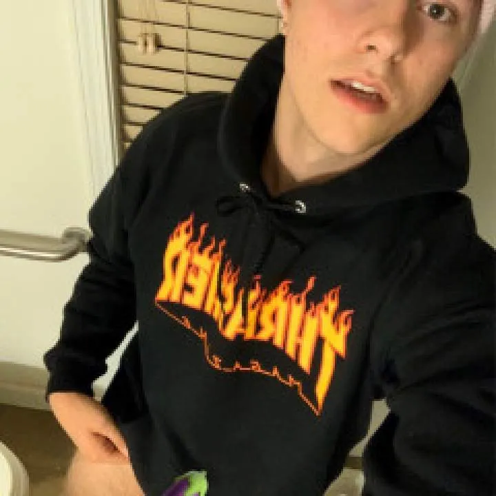 Newtonash2 Photo On Jungo Live