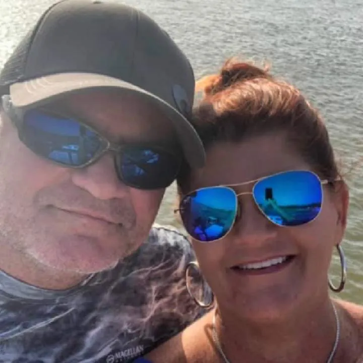 Adventurous Couple Photo On Jungo Live