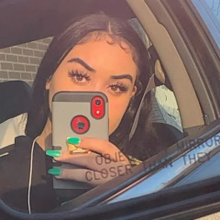 Selest Photo On Jungo Live