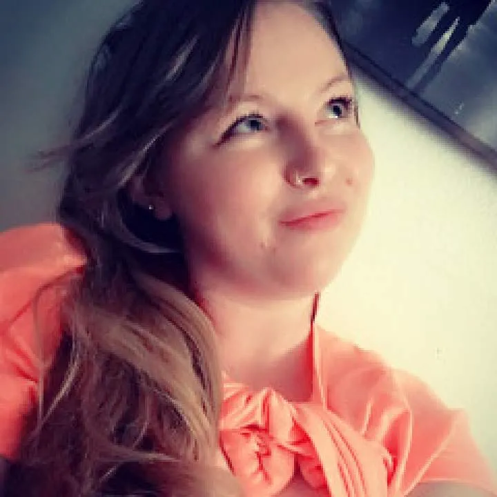 Kinky Bleu Photo On Jungo Live