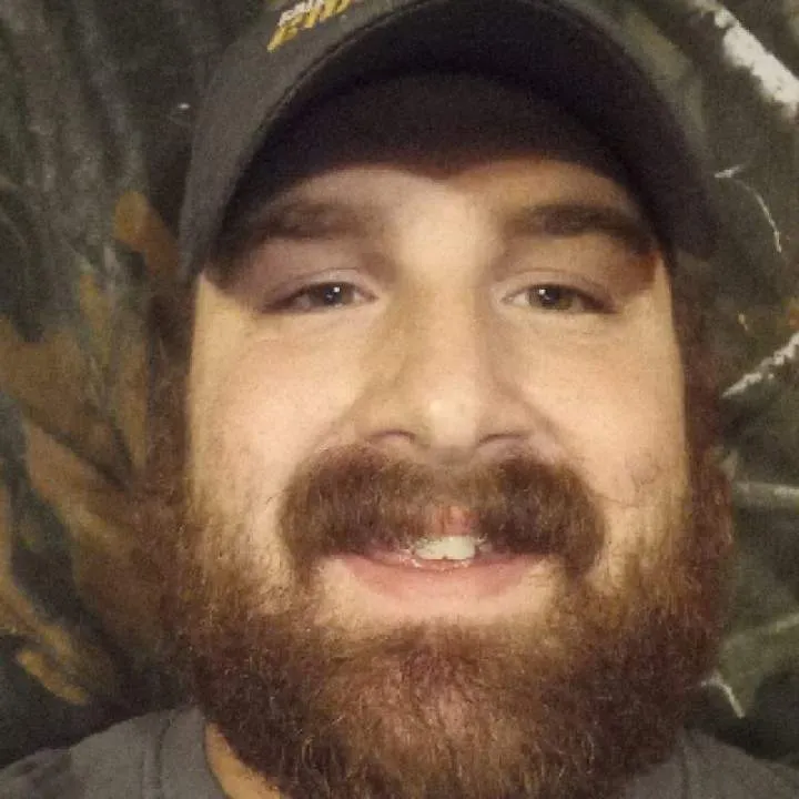 Couple Love Photo On Jungo Live