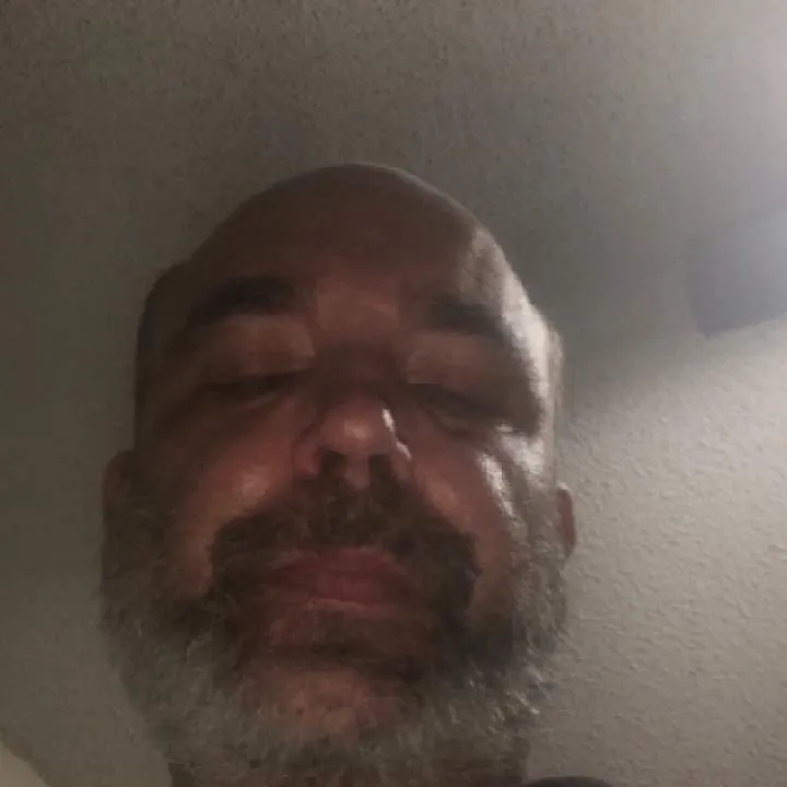 Couple To Swap Photo On Jungo Live