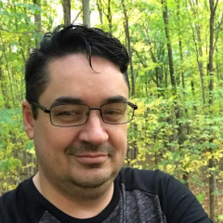 Chris Photo On Jungo Live