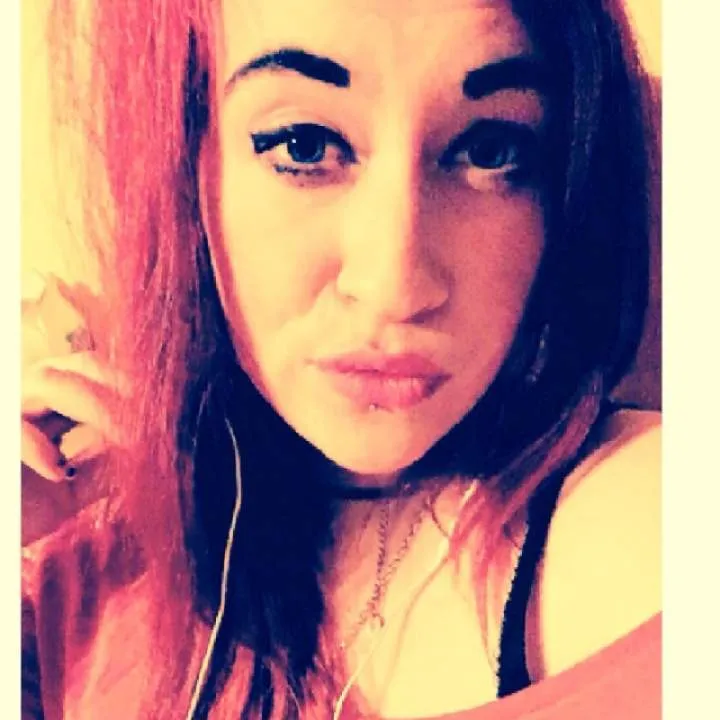 Debrah23 Photo On Jungo Live