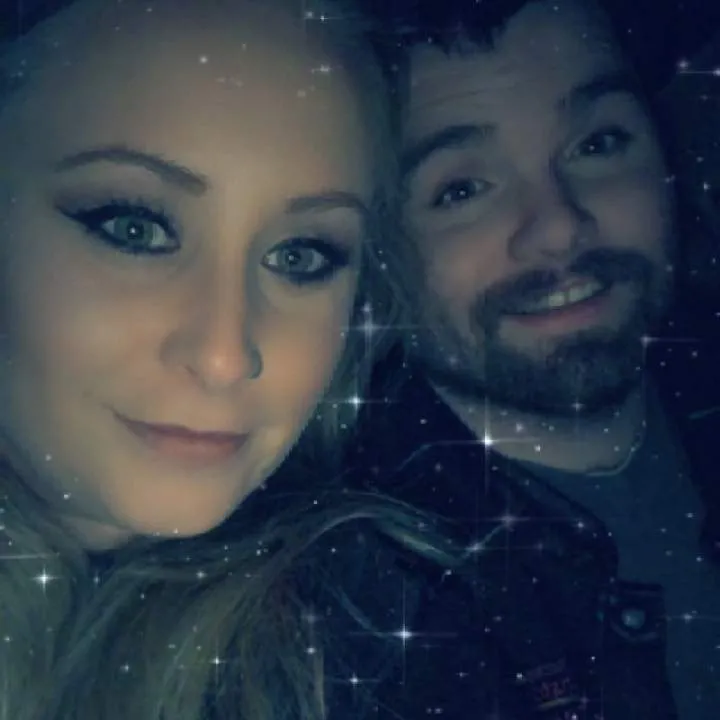 Tay Photo On Jungo Live