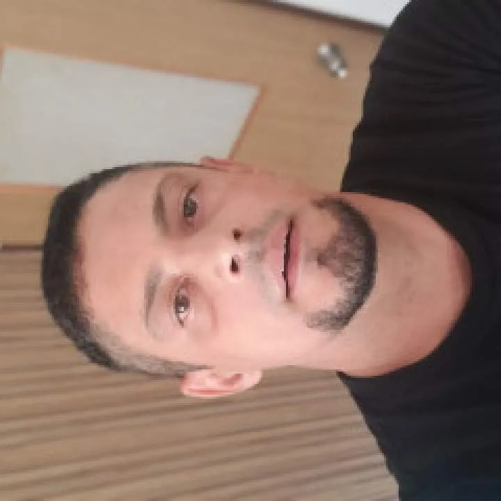 Sandro Andrade Photo On Jungo Live