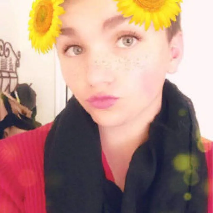 Natalie Photo On Jungo Live