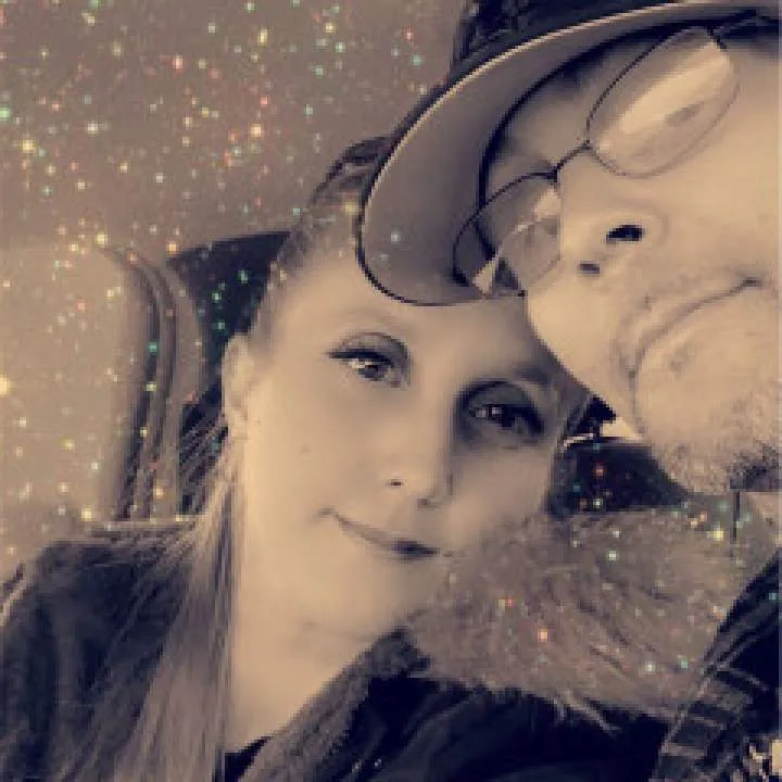 Naughtychick........ Photo On Jungo Live