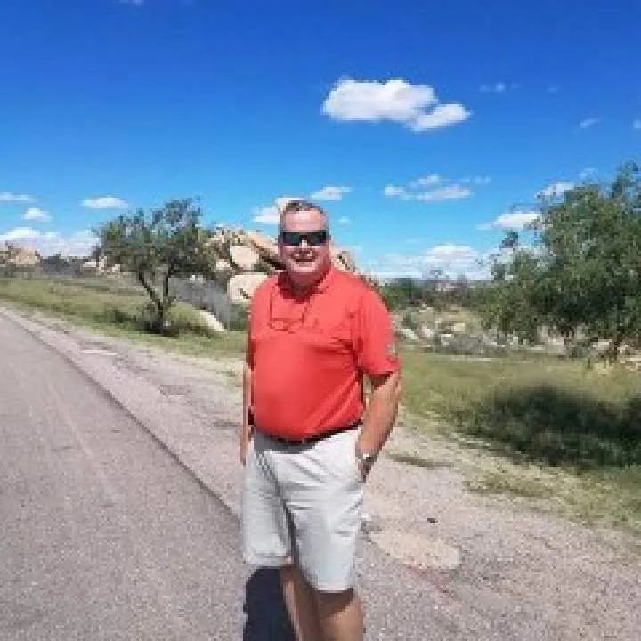 Mik Photo On Jungo Live