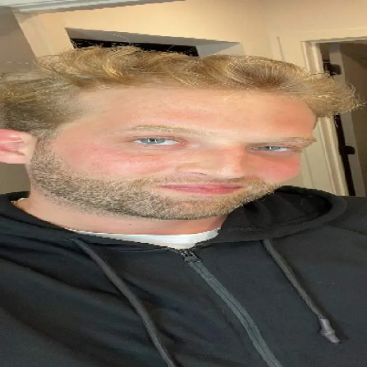 Dani Photo On Jungo Live