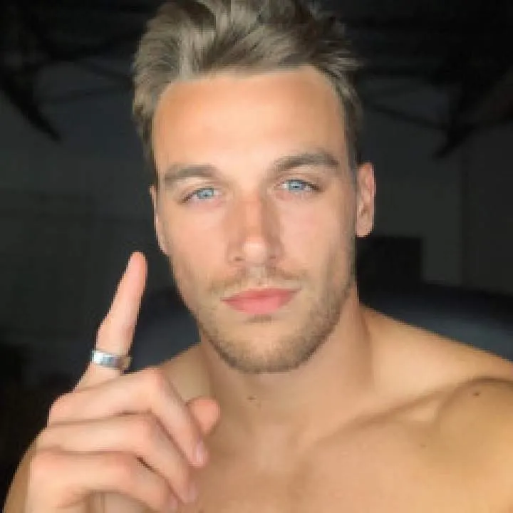 Williams Lee Photo On Jungo Live