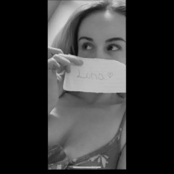 Luna Photo On Jungo Live