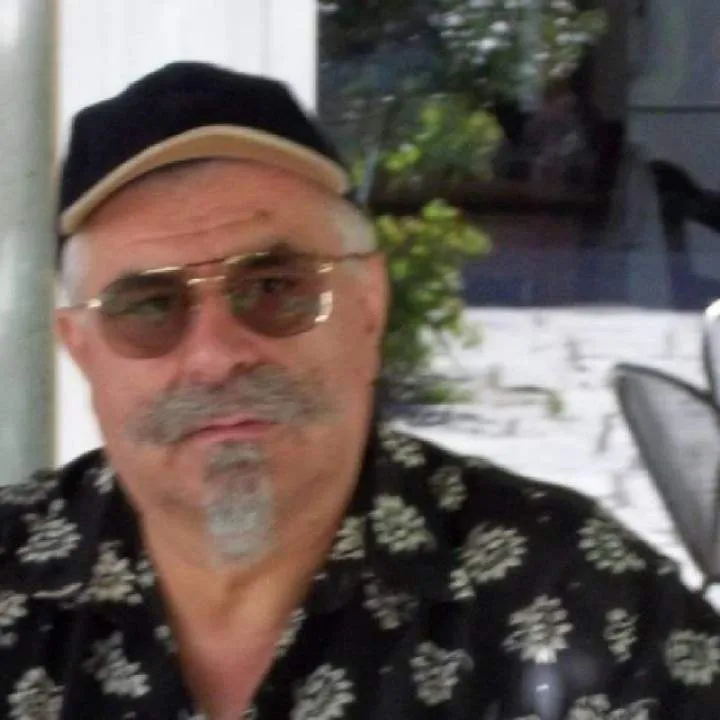 Georges Photo On Jungo Live