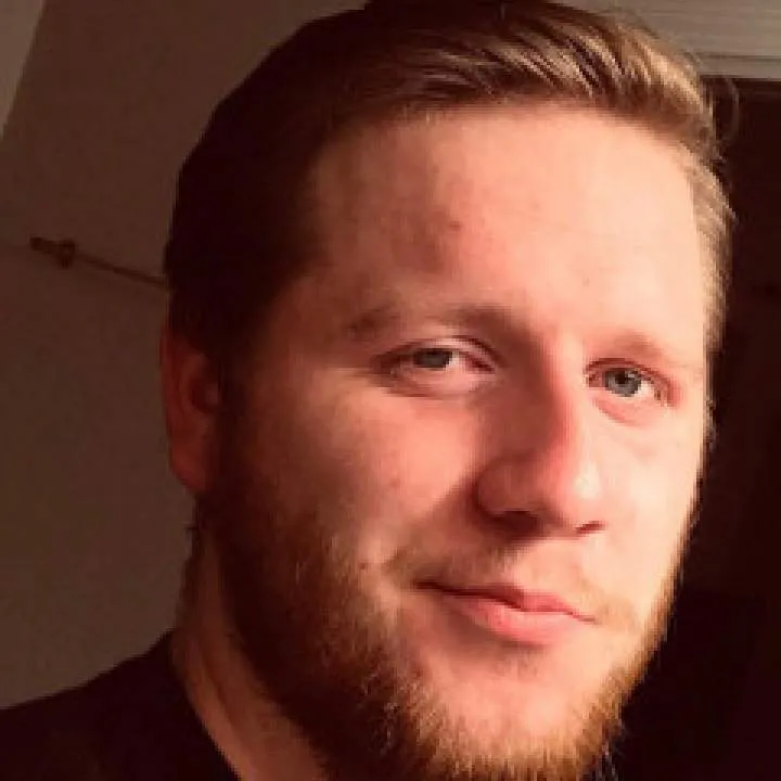 Lukas71 Photo On Jungo Live