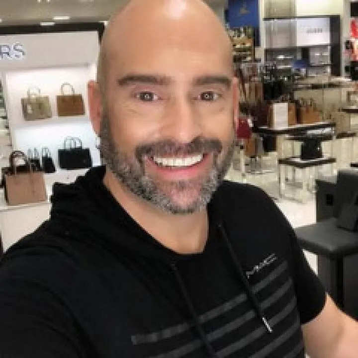 Eric Photo On Jungo Live