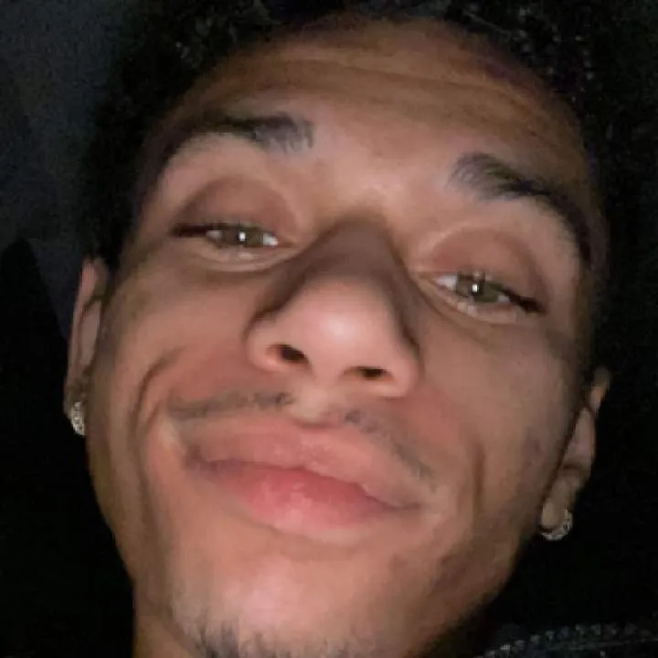 Shakingthots Photo On Jungo Live