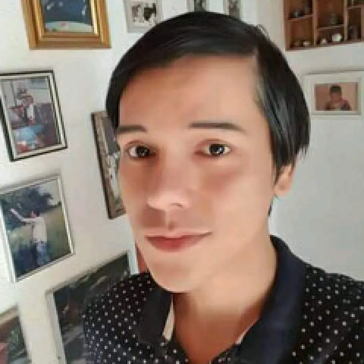 Johnlorlor Photo On Jungo Live