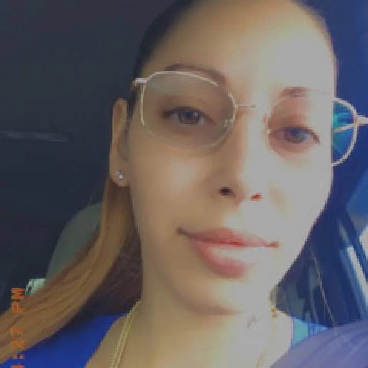 Red Photo On Jungo Live