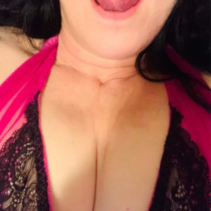 Bella Photo On Jungo Live