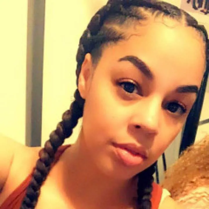 Babe Photo On Jungo Live