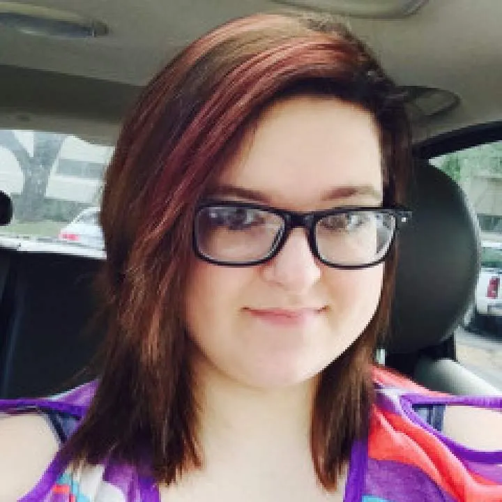 Lily Fell Photo On Jungo Live