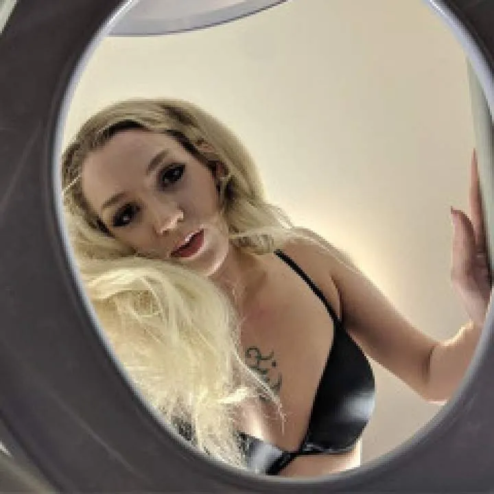 Dom_anne Photo On Jungo Live