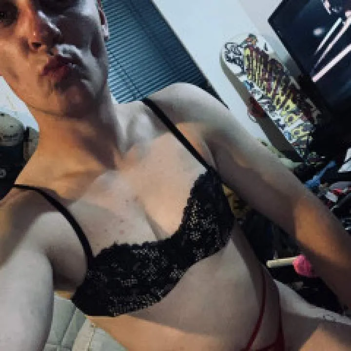 Alexis Crossdresser Photo On Jungo Live