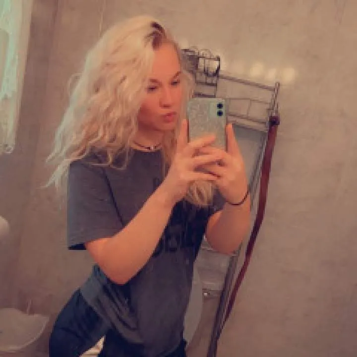 Danielle Photo On Jungo Live