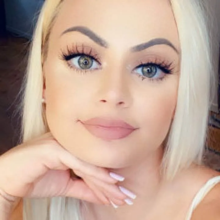 Chloe Photo On Jungo Live