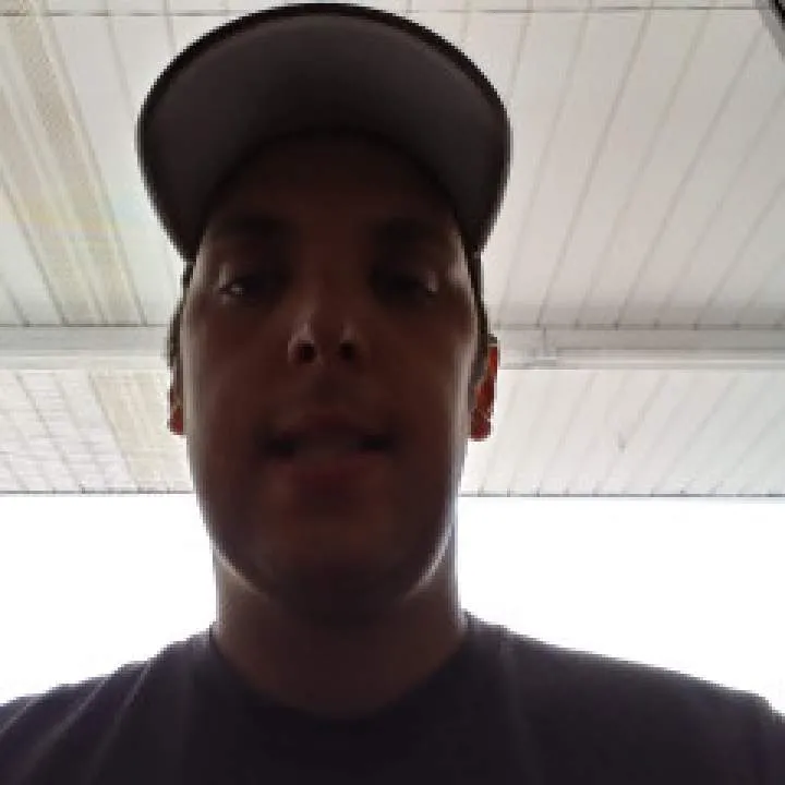 Rent Boy Photo On Jungo Live