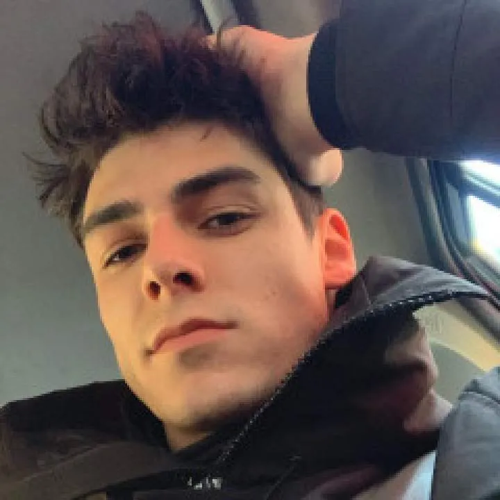 Andrew Photo On Jungo Live