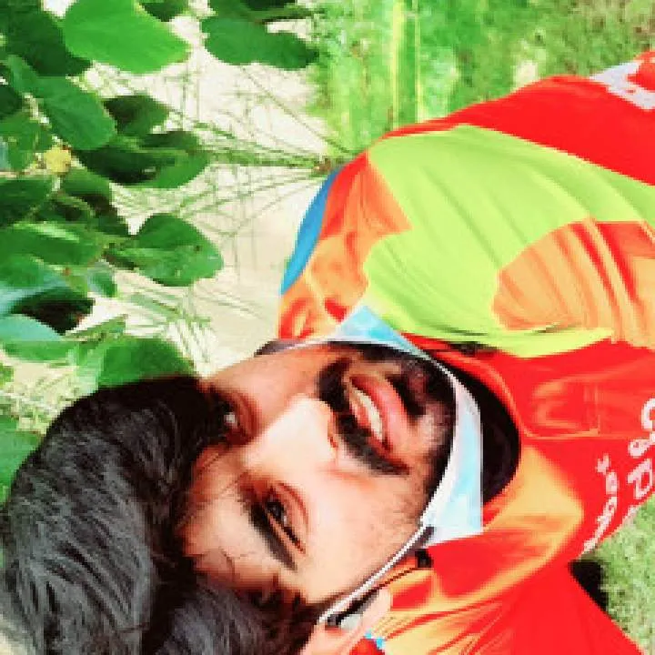 Hasnain Photo On Jungo Live