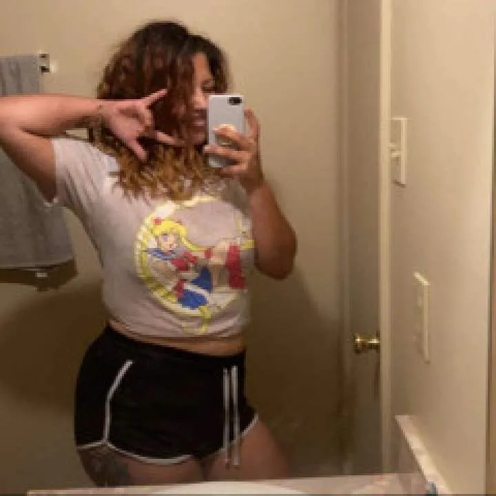 Rina Photo On Jungo Live