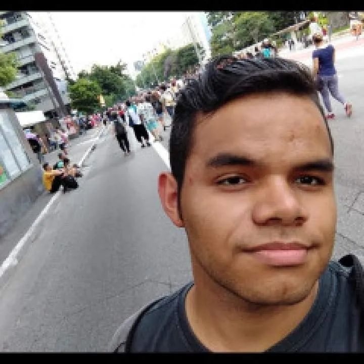 Wess Photo On Jungo Live