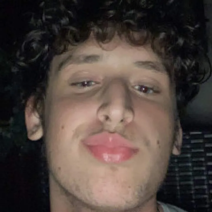 Louie Photo On Jungo Live