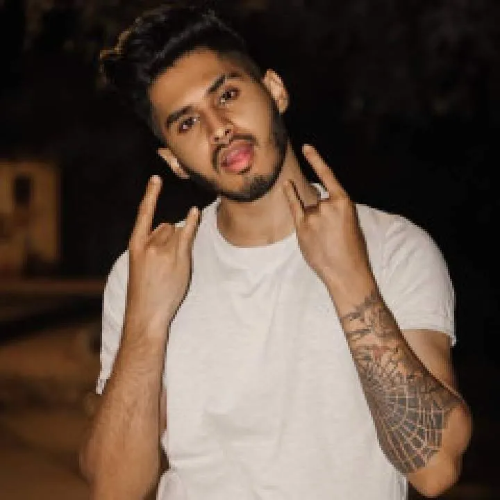 Seenu Photo On Jungo Live